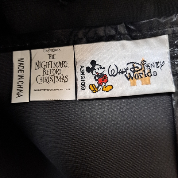 Nightmare Before Christmas Black Messenger Bag. - Picture 6 of 13